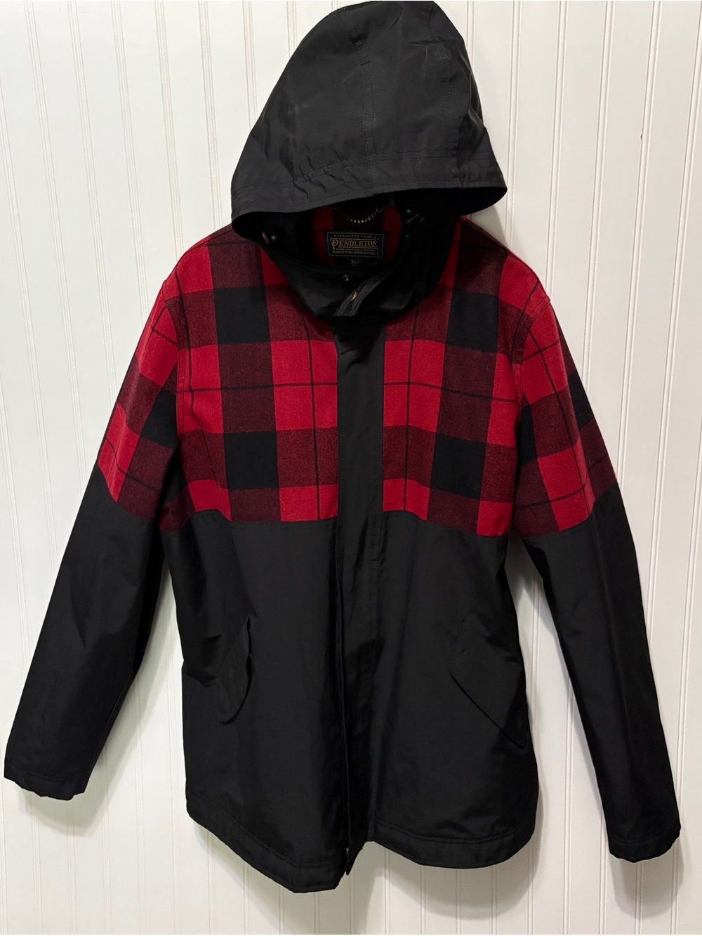 PENDLETON Carver Mount Hood Red Black Flannel Wool Nylon Hoodie Jacket Size XL